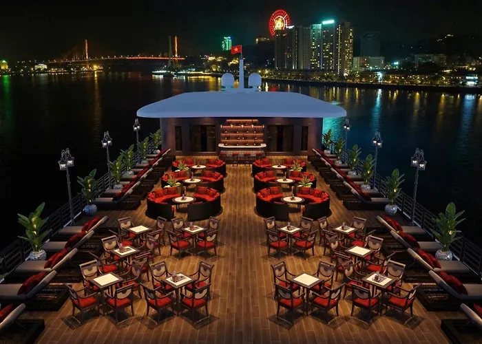 Cycad Grand Cruise Bateau-hôtel *